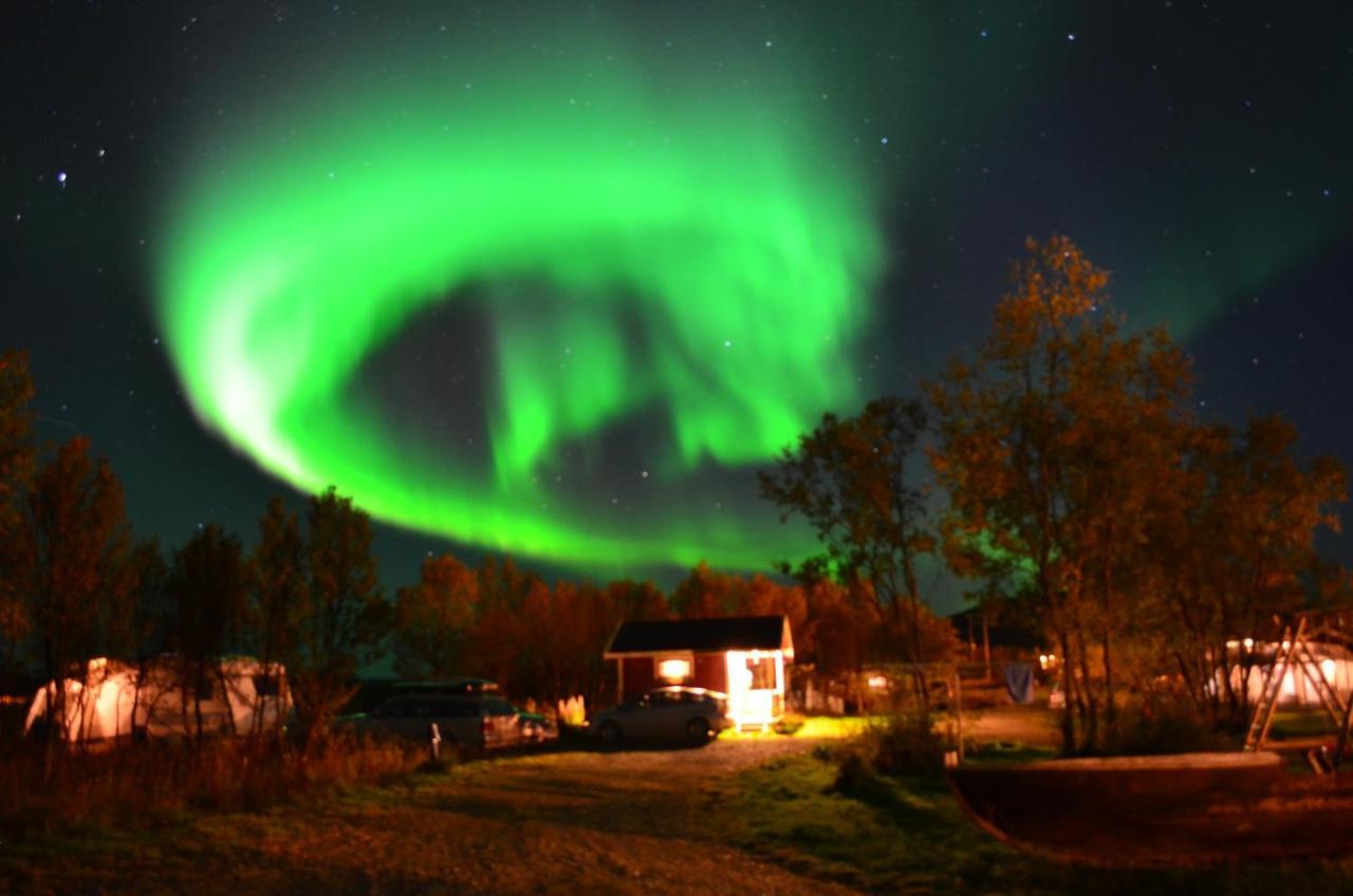 Bungalaven Lodge As Børselv Esterno foto
